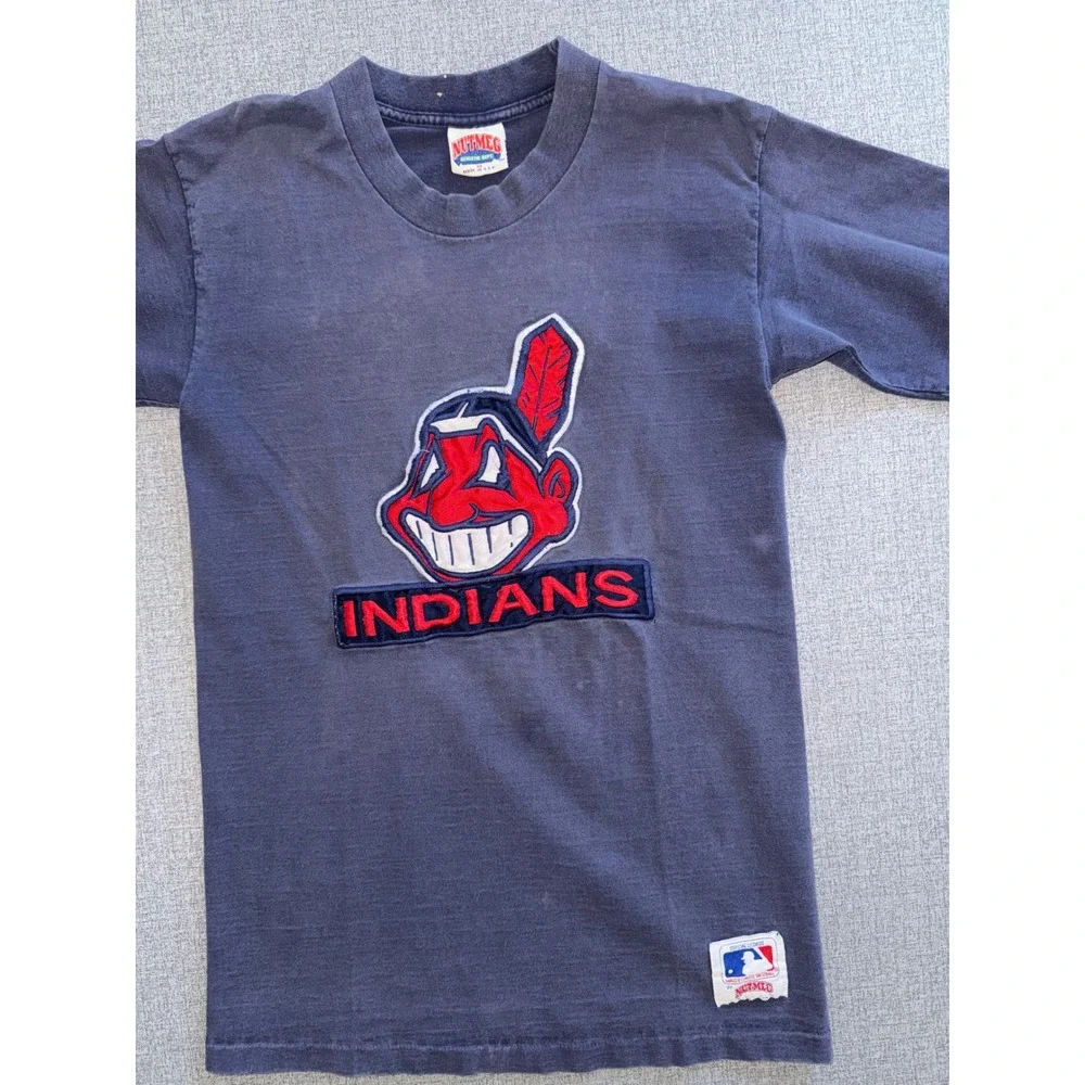 Vintage 90s Nutmeg Cleveland Indians‎ T Shirt Chief Wahoo Embroidered Navy M USA